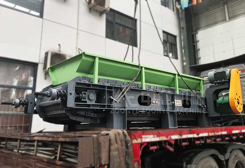 鏈板輸送機